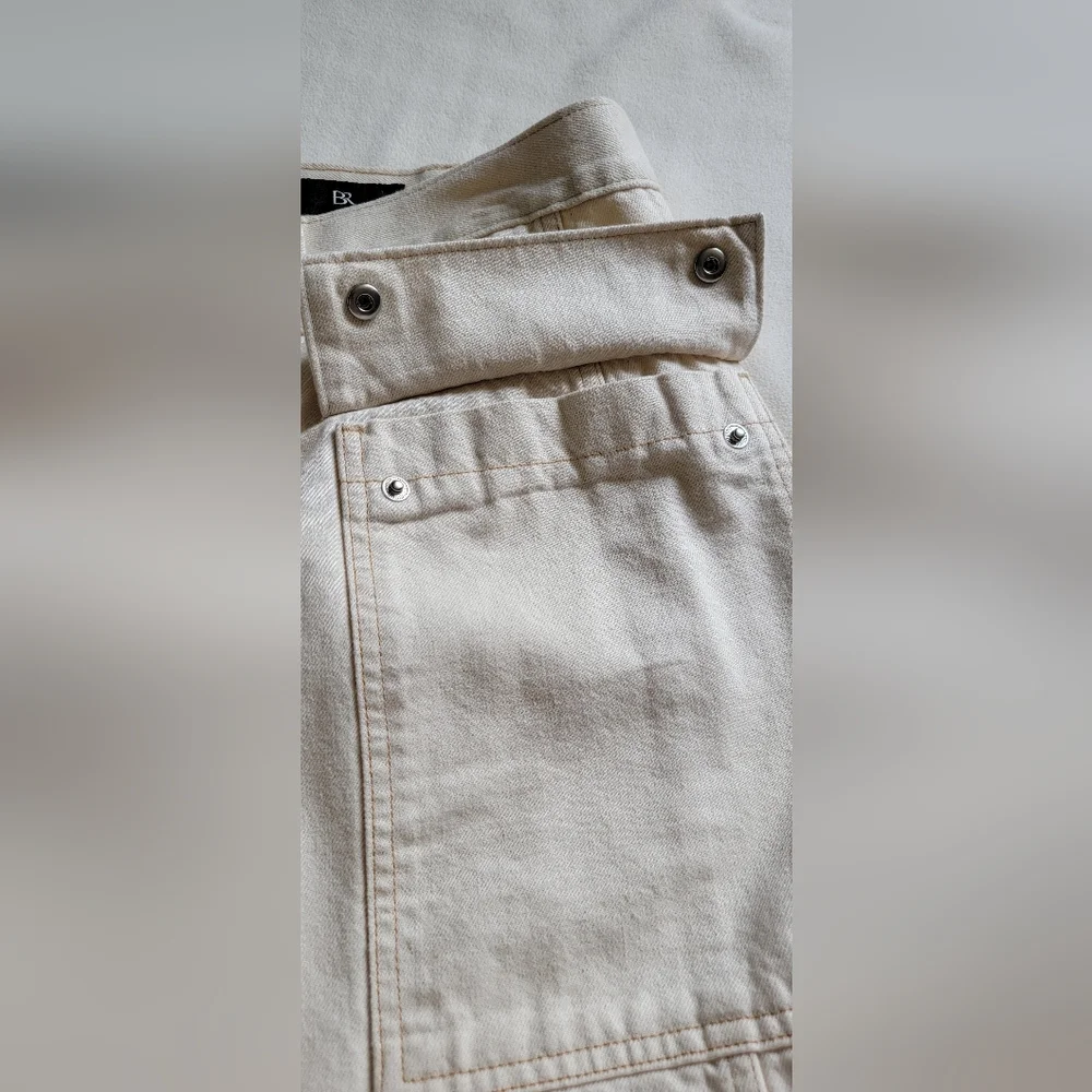Banana Republic Harlow Denim Cargo skirt, size 10 - Picture 8 of 12
